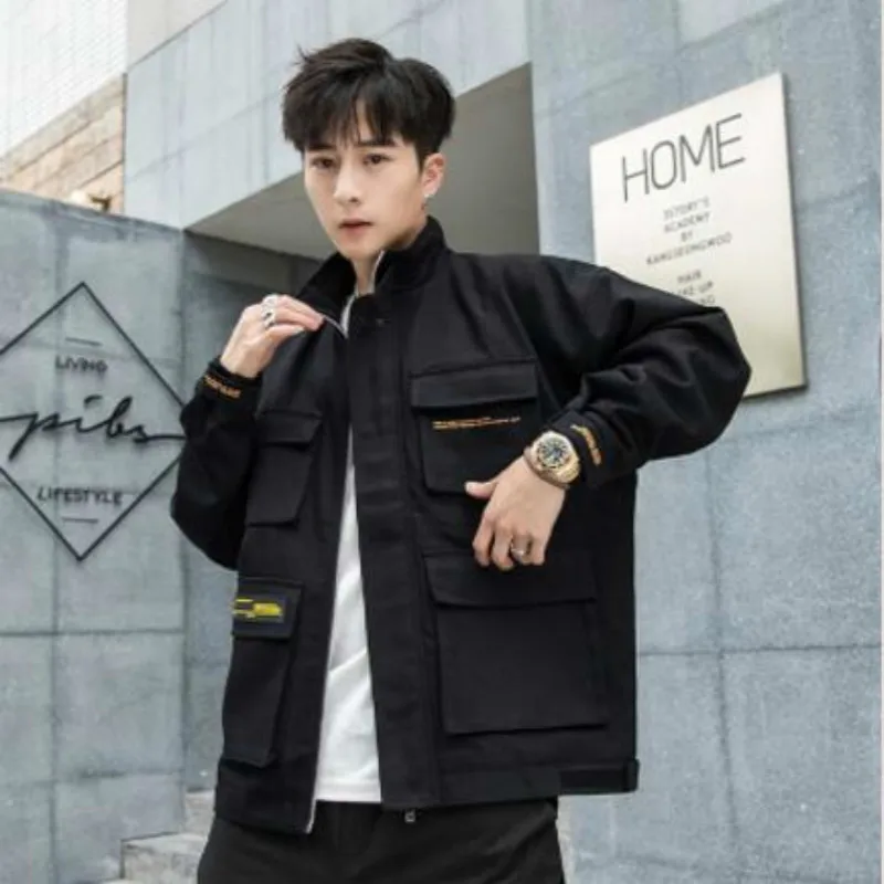 New Tide Brand Leisure Time Jacket Male More Pocket Easy chaqueta windbreaker hombre clothes Chinese Style Black
New Tide Brand Leisure Time Jacket Male More Pocket Easy chaqueta windbreaker hombre clothes Chinese Style Black