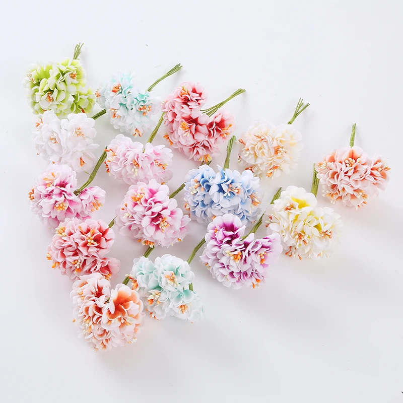 12pcs Artificial Flower Silk daisy Gradient Stamen bouquet For Wedding Home Decoration DIY Scrapbooking Wreath Fake Flowers
12pcs Artificial Flower Silk daisy Gradient Stamen bouquet For Wedding Home Decoration DIY Scrapbooking Wreath Fake Flowers