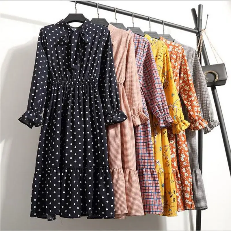 2019 New Women Spring Print Dresses Spring Summer Long Sleeve Chiffon Dress Casual High Waist Ruffles Flare Sleeve Dress Female
2019 New Women Spring Print Dresses Spring Summer Long Sleeve Chiffon Dress Casual High Waist Ruffles Flare Sleeve Dress Female