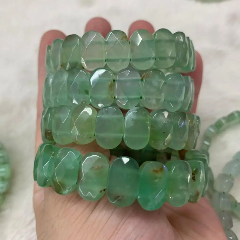 light green Chrysoprase beads bracelet natural gem stone jewelry bangle for woman for gift wholesale !
light green Chrysoprase beads bracelet natural gem stone jewelry bangle for woman for gift wholesale !