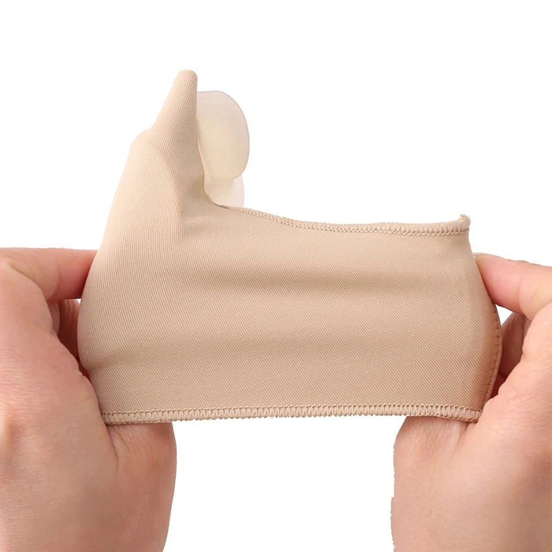 Large Bone Orthopedic Pedicure Socks Silicone Hallux Valgus Corrector Braces Toes Separator Foot Care Tool
Large Bone Orthopedic Pedicure Socks Silicone Hallux Valgus Corrector Braces Toes Separator Foot Care Tool