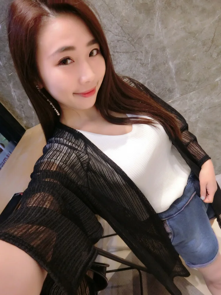 2018 Fashion Women's Loose Solid Cardigan Retro Soft Casual Long Sleeve Open Stitch Coat White
2018 Fashion Women's Loose Solid Cardigan Retro Soft Casual Long Sleeve Open Stitch Coat White