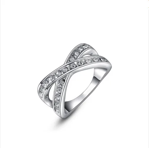 6pcs Mode Koninklijke vrouwen Sieraden Hoge Kwaliteit crystal gold sliver aound Ring Rose Vergulde Top Rijke Vrouwen Ring
6pcs Mode Koninklijke vrouwen Sieraden Hoge Kwaliteit crystal gold sliver aound Ring Rose Vergulde Top Rijke Vrouwen Ring