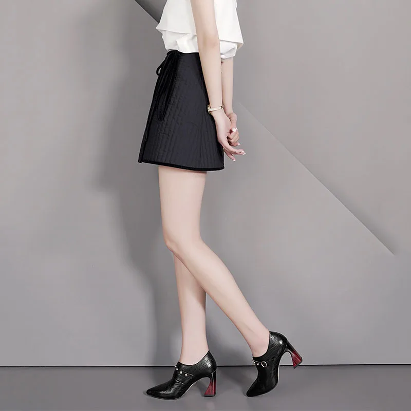 2019 factory direct sales inside and outside full leather deep mouth women's single shoes fashion hollow high heels women
2019 factory direct sales inside and outside full leather deep mouth women's single shoes fashion hollow high heels women