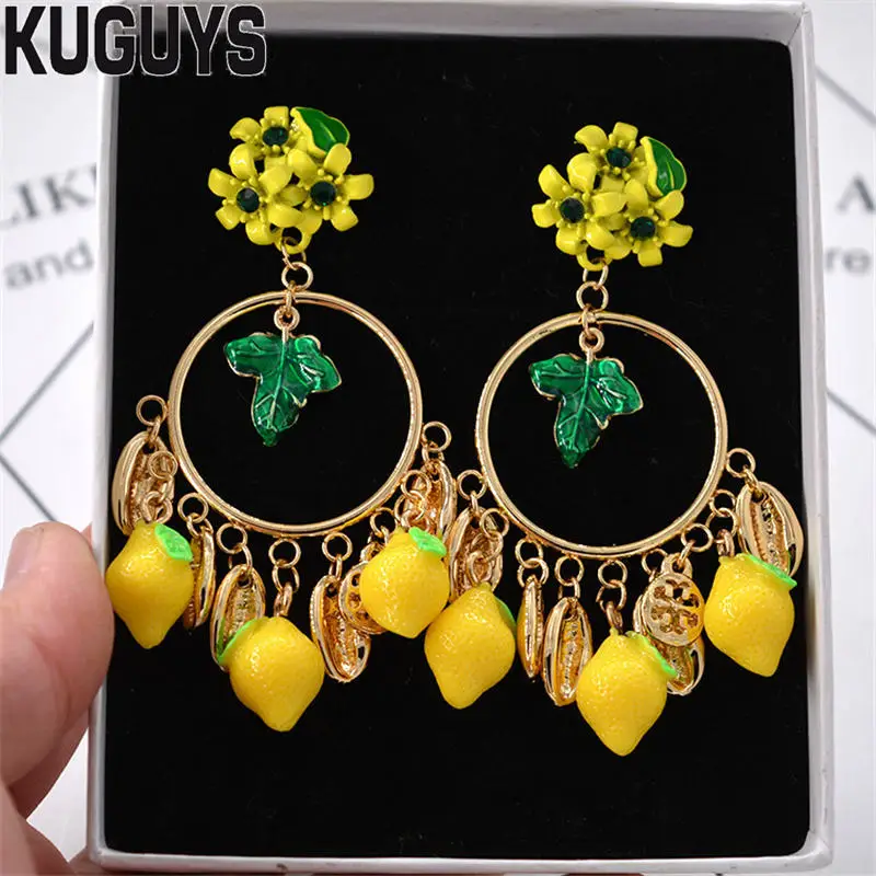 KUGUYS Baroque Gold Color Round Lemon Tassel Drop Earrings for Women Jewelry Vintage Hyperbole Wedding Accessories
KUGUYS Baroque Gold Color Round Lemon Tassel Drop Earrings for Women Jewelry Vintage Hyperbole Wedding Accessories