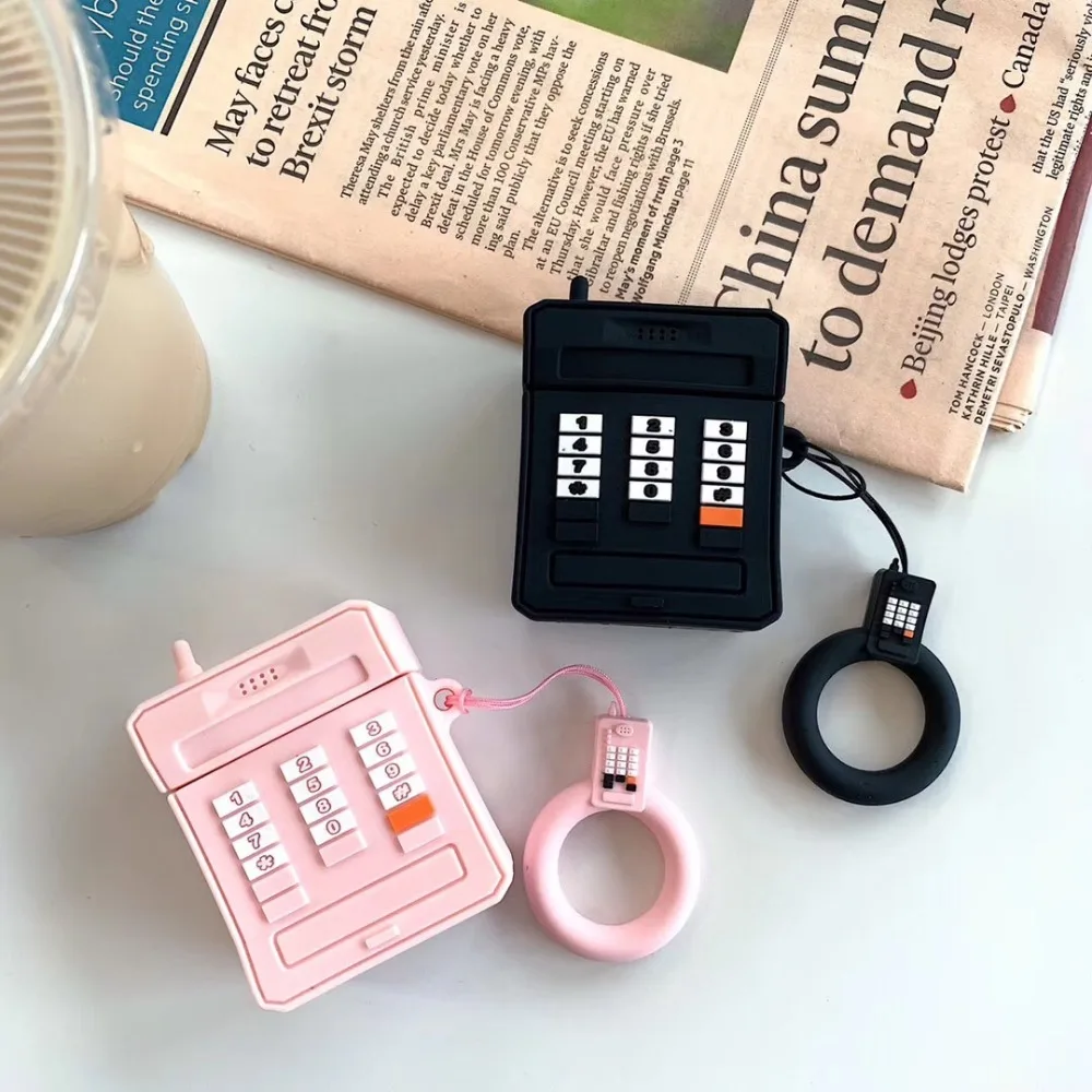 3D Mobile phone soft silicon Wireless Earphone Charging Cover Bag for Apple AirPods 1 2 black Pink Bluetooth Headset Box
3D Mobile phone soft silicon Wireless Earphone Charging Cover Bag for Apple AirPods 1 2 black Pink Bluetooth Headset Box