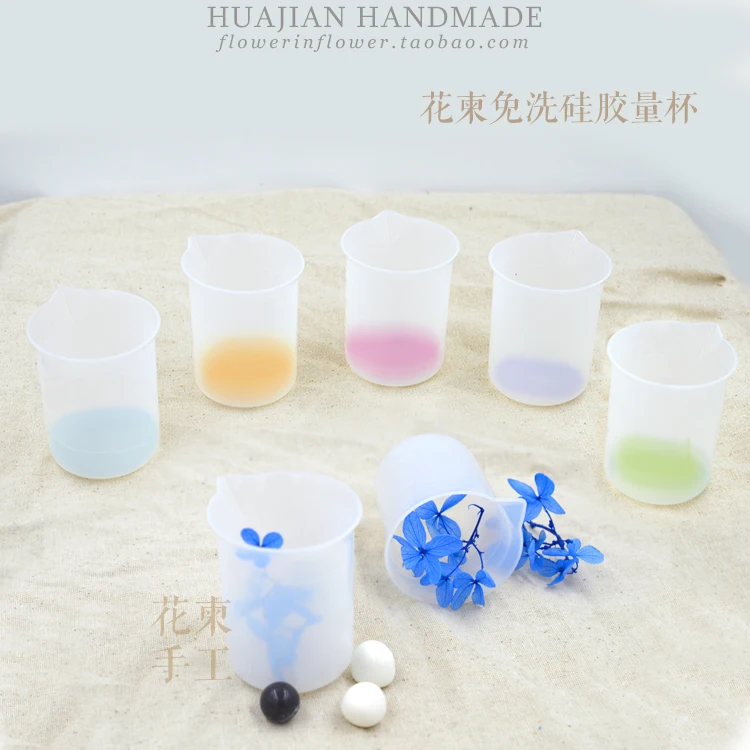 Flower Invitation Measuring Cup Mold_Reusable cups with a scale resin AB glue tool dried flower 100 ml cups crystal glue
Flower Invitation Measuring Cup Mold_Reusable cups with a scale resin AB glue tool dried flower 100 ml cups crystal glue