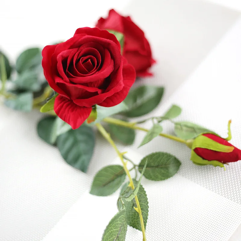 1pc/lot Elegant 3 heads Artificial Flower Rose Velvet For Flower Arrangement Home and Office Decoration Wedding
1pc/lot Elegant 3 heads Artificial Flower Rose Velvet For Flower Arrangement Home and Office Decoration Wedding