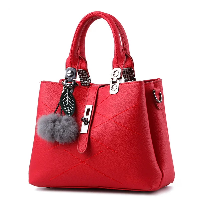 Сумка женская кожаная ручная дизайнерские с помпонами на плечо | Багаж и сумки