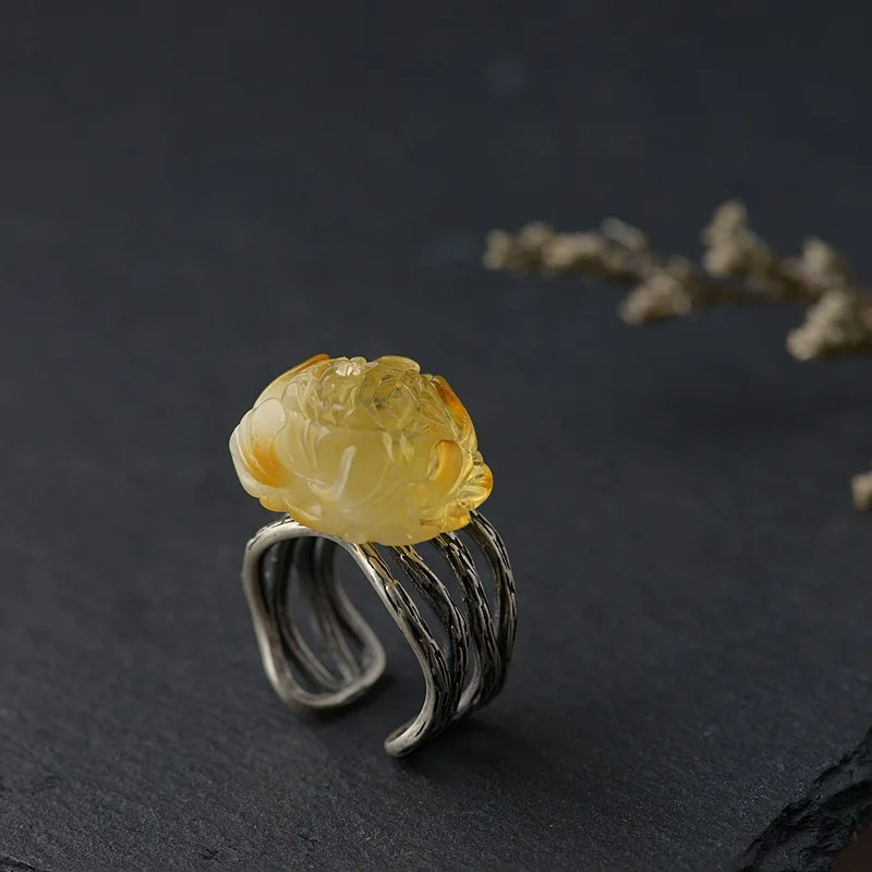 wholesale S925 silver inlaid ring Thai silver restoring ancient ways ring process Female peony roses silver ornaments
wholesale S925 silver inlaid ring Thai silver restoring ancient ways ring process Female peony roses silver ornaments