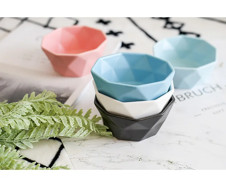 1PC 250ml Ceramic Rice Bowl Tableware Diamond Edge Soup Bowls Simple and Creative Salad Cutter Bowl OK 0839
1PC 250ml Ceramic Rice Bowl Tableware Diamond Edge Soup Bowls Simple and Creative Salad Cutter Bowl OK 0839