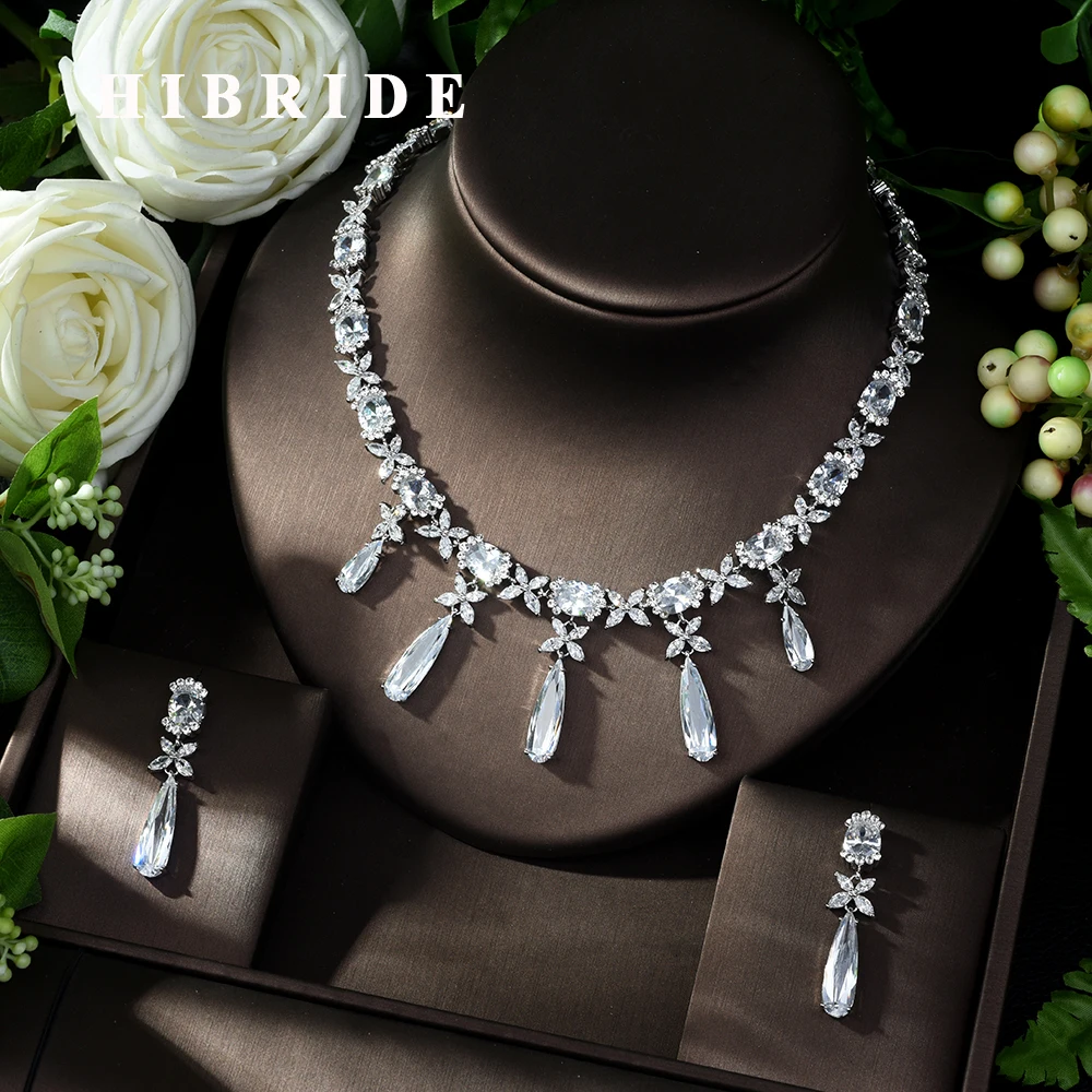 HIBRIDE Luxury Dubai White Gold Water Drop Jewelry Sets for Women Elegant Zircon Paved Bride 2pcs Wedding Sets Accessories N-995
HIBRIDE Luxury Dubai White Gold Water Drop Jewelry Sets for Women Elegant Zircon Paved Bride 2pcs Wedding Sets Accessories N-995