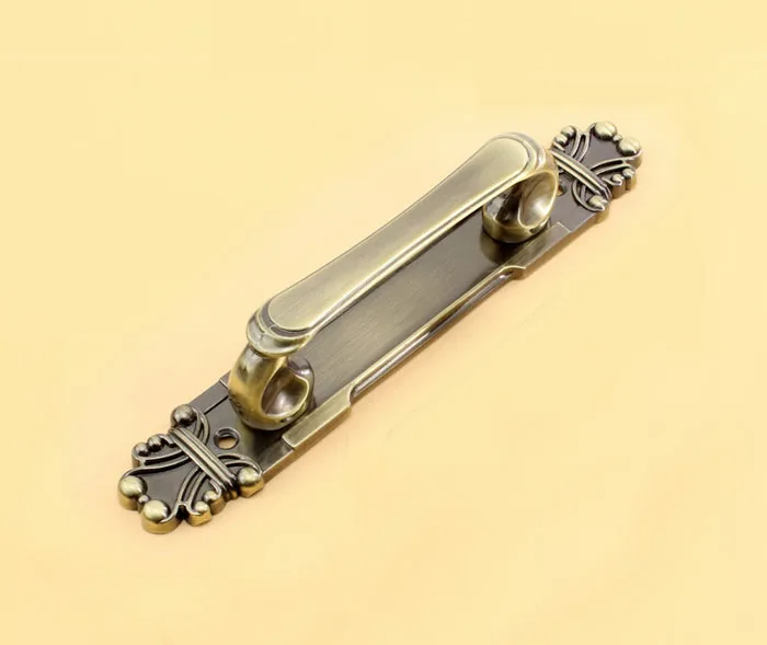 Villa Door Handle Door Handle Invisible Door European Antique Copper Handle(C.C.:195mm Length:279mm)
Villa Door Handle Door Handle Invisible Door European Antique Copper Handle(C.C.:195mm Length:279mm)