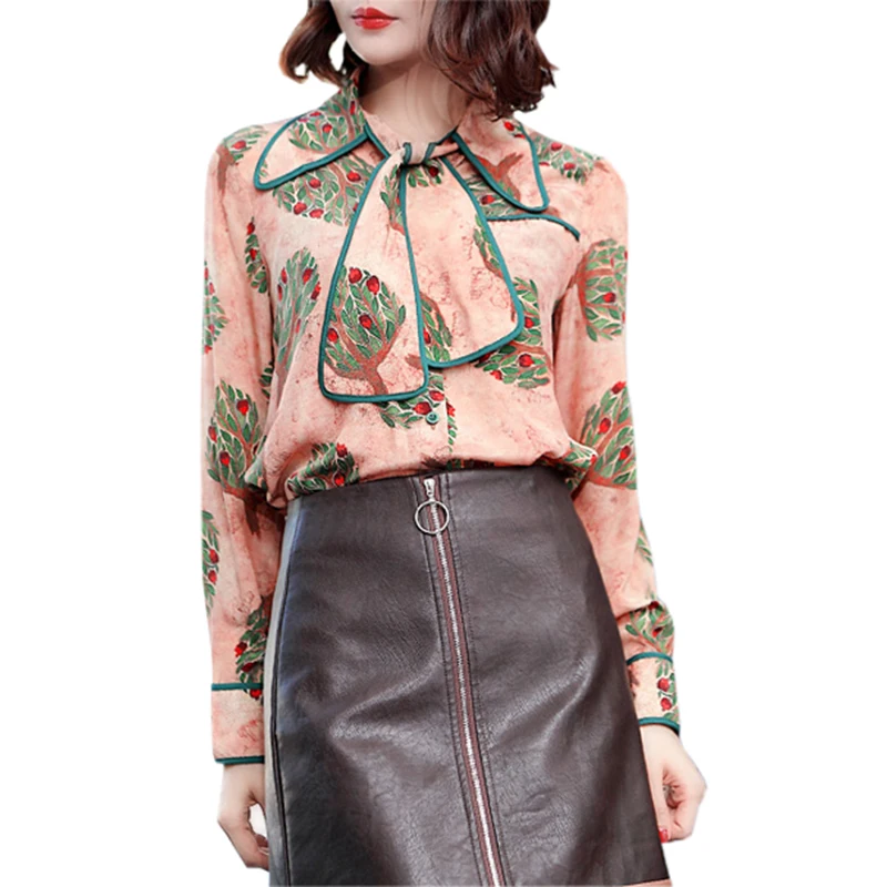 2018 Spring Women Shirts Tops Fashion Bow Tie Print Long Sleeve Vintage Elegant Shirts Autumn Ladies Casual Blouses Tops RE0368
2018 Spring Women Shirts Tops Fashion Bow Tie Print Long Sleeve Vintage Elegant Shirts Autumn Ladies Casual Blouses Tops RE0368