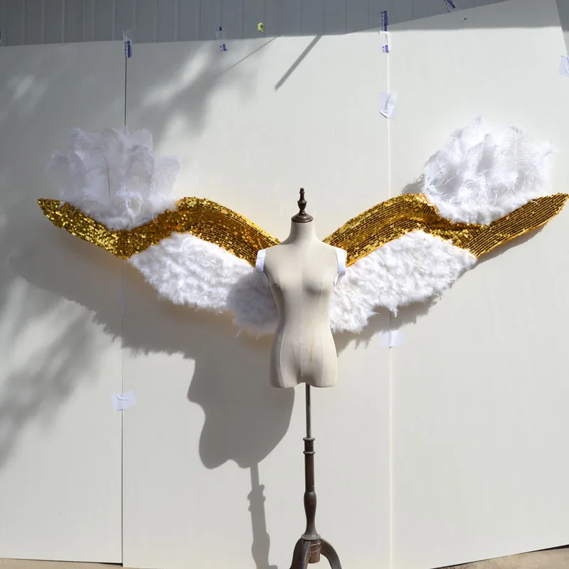 bling gold with white adult angel wings props catwalk underwear show props festival Angel Feather wing cosplay costume
bling gold with white adult angel wings props catwalk underwear show props festival Angel Feather wing cosplay costume