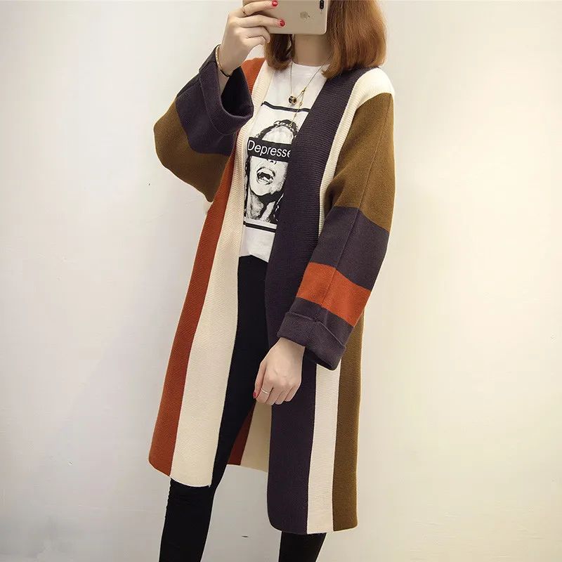 2019 Autumn Winter New Women Cardigan Sweater Long Sleeve Casual Female Knitted Sweters Contrast Color Fashion Loose Jacket Tops
2019 Autumn Winter New Women Cardigan Sweater Long Sleeve Casual Female Knitted Sweters Contrast Color Fashion Loose Jacket Tops