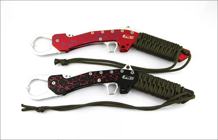 ILURE Fish Attractive Appearance Fishing Tool With Cloth Bag Lip Gripper Alloy Aluminum Fishing Grip Fish Gripper Controller
ILURE Fish Attractive Appearance Fishing Tool With Cloth Bag Lip Gripper Alloy Aluminum Fishing Grip Fish Gripper Controller