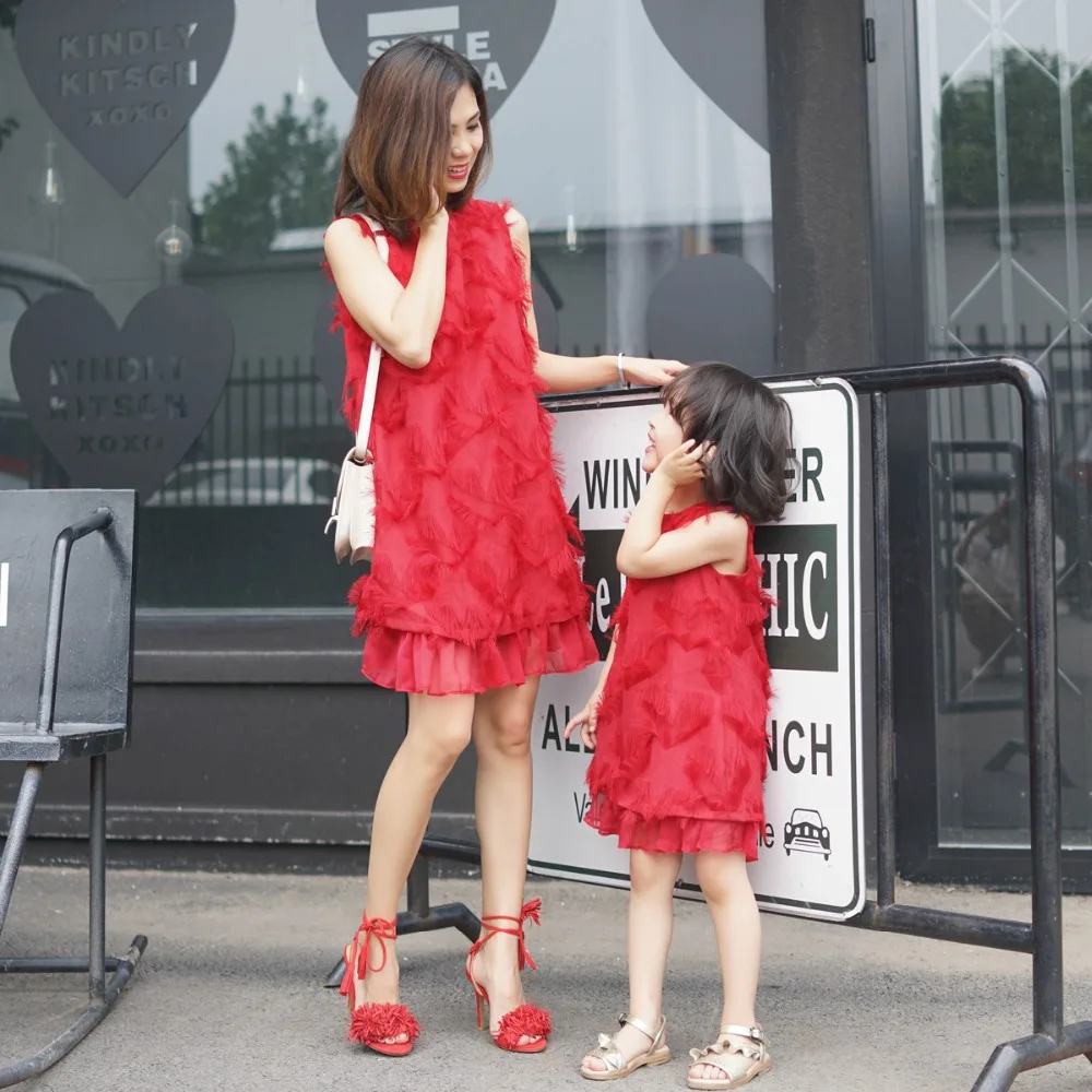 Tassel dress for kid girl mother party family matching tops mom and daughter matching featherdress clothes sleeveless red summer
Tassel dress for kid girl mother party family matching tops mom and daughter matching featherdress clothes sleeveless red summer