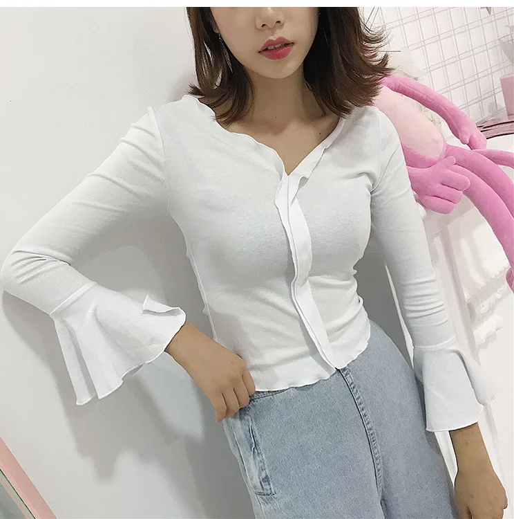 Women Autumn Tops Long Sleeve Shirts 2018 Sexy V Neck Ruffles Tops Women Blouse Plus Size Womens Solid Color Shirt Femme 
Women Autumn Tops Long Sleeve Shirts 2018 Sexy V Neck Ruffles Tops Women Blouse Plus Size Womens Solid Color Shirt Femme