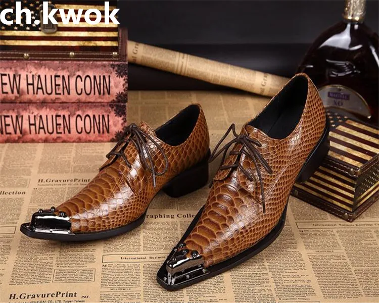 Trendy round toe leather men punk style shoes fashion rivets metal chain slip on low top casual shoes
Trendy round toe leather men punk style shoes fashion rivets metal chain slip on low top casual shoes