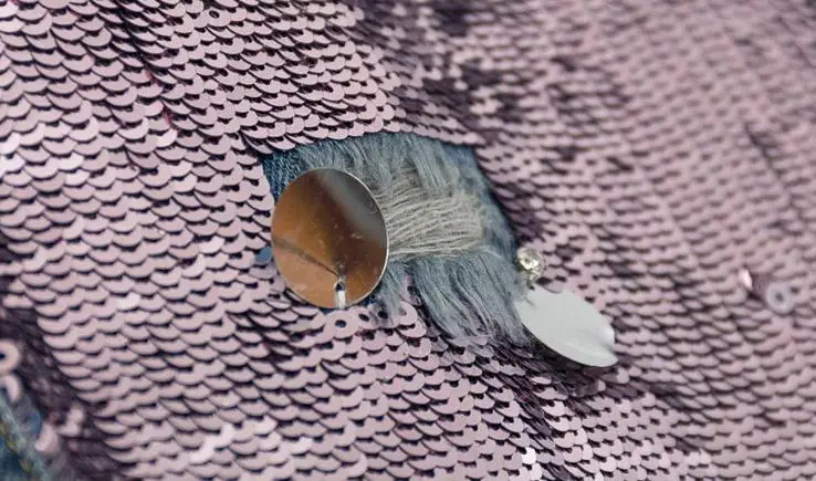 Korea Womens Summer Fashion High Waisted Glitter Rhinestone Tassel Hole Denim Shorts , Wide Leg Beading Jeans Shorts For Women
Korea Womens Summer Fashion High Waisted Glitter Rhinestone Tassel Hole Denim Shorts , Wide Leg Beading Jeans Shorts For Women