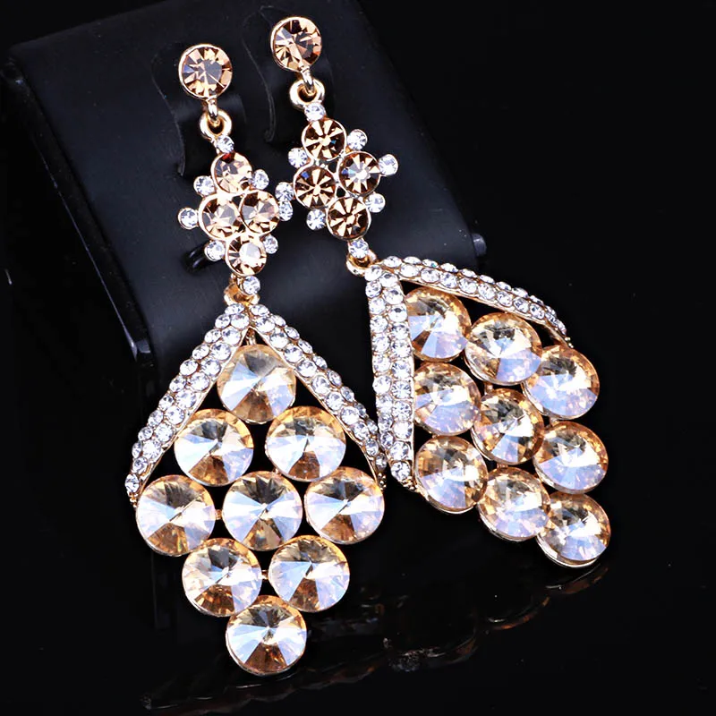 Trendy Fish scale shaped crystal earrings long earrings for women wedding prom Drop Earrings jewelry accessory
Trendy Fish scale shaped crystal earrings long earrings for women wedding prom Drop Earrings jewelry accessory