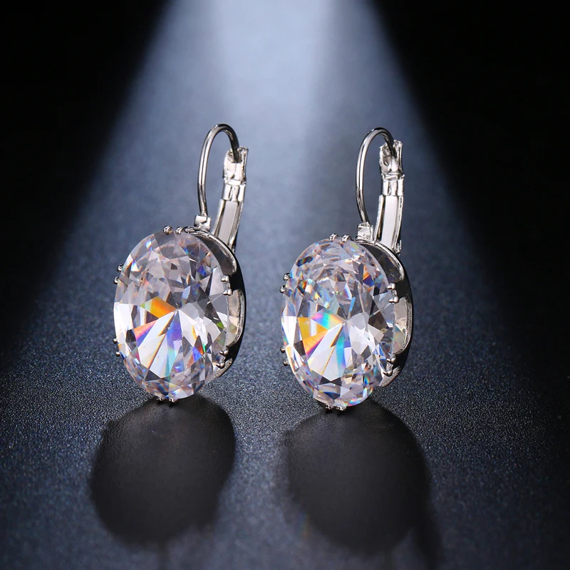 Hot Sell Oval Shape Crystal Earring 6 Colors Cubic Zirconia Stone Hoop New For Women and Girls Fashion Party Jewelry
Hot Sell Oval Shape Crystal Earring 6 Colors Cubic Zirconia Stone Hoop New For Women and Girls Fashion Party Jewelry
