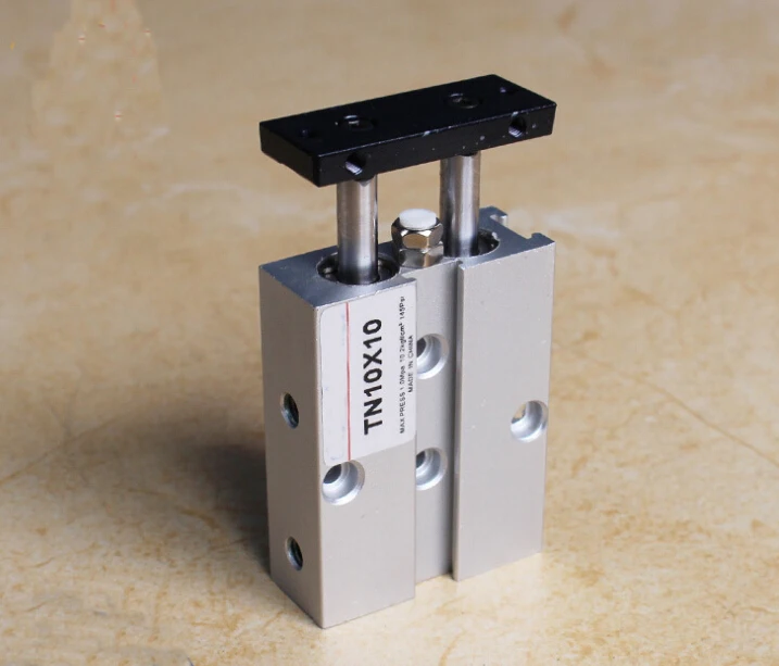 Цилиндр двойного действия с отверстием 32 мм x 30 мм ход серии TN
Цилиндр двойного действия с отверстием 32 мм x 30 мм ход серии TN