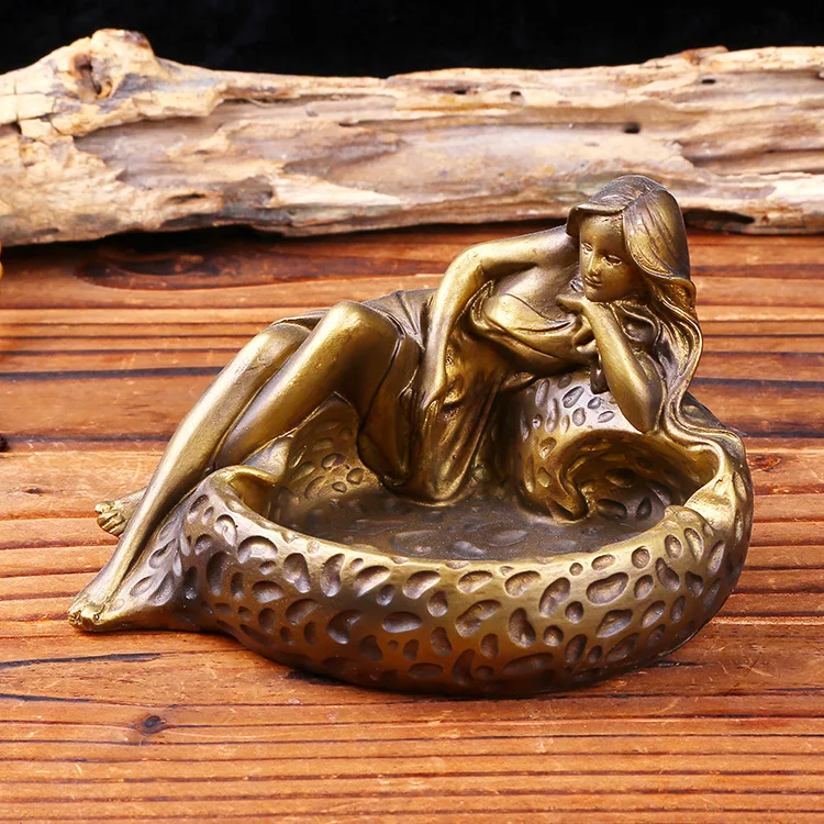 Beauty and the Beast Ashtray Resin Ashtray Home Decor Practical Smoking Accessories European Style Beauty Ashtray Ornaments
Beauty and the Beast Ashtray Resin Ashtray Home Decor Practical Smoking Accessories European Style Beauty Ashtray Ornaments