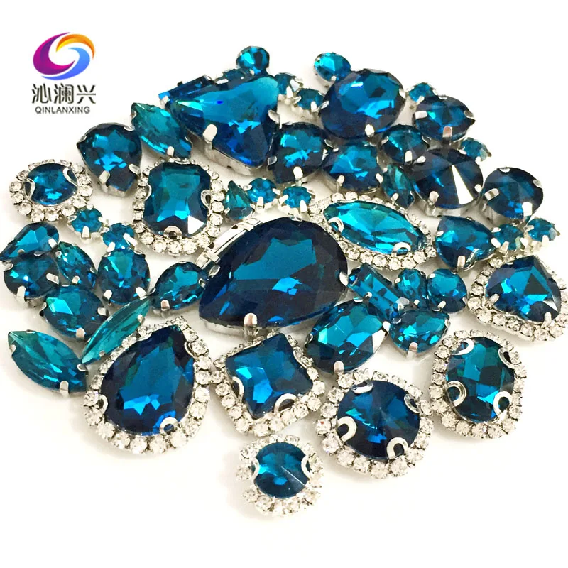 Peacock blue Mix size Crystal buckle+claw rhinestone,Silver base galss sew on stones diy/Clothing accessories 50pcs/pack
Peacock blue Mix size Crystal buckle+claw rhinestone,Silver base galss sew on stones diy/Clothing accessories 50pcs/pack