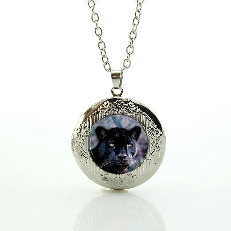 Black Panther Necklace Wild Animal Tiger Fox Elephant Nature Art Picture Glass Gem Cabochon locket pendant men jewelry N676
Black Panther Necklace Wild Animal Tiger Fox Elephant Nature Art Picture Glass Gem Cabochon locket pendant men jewelry N676