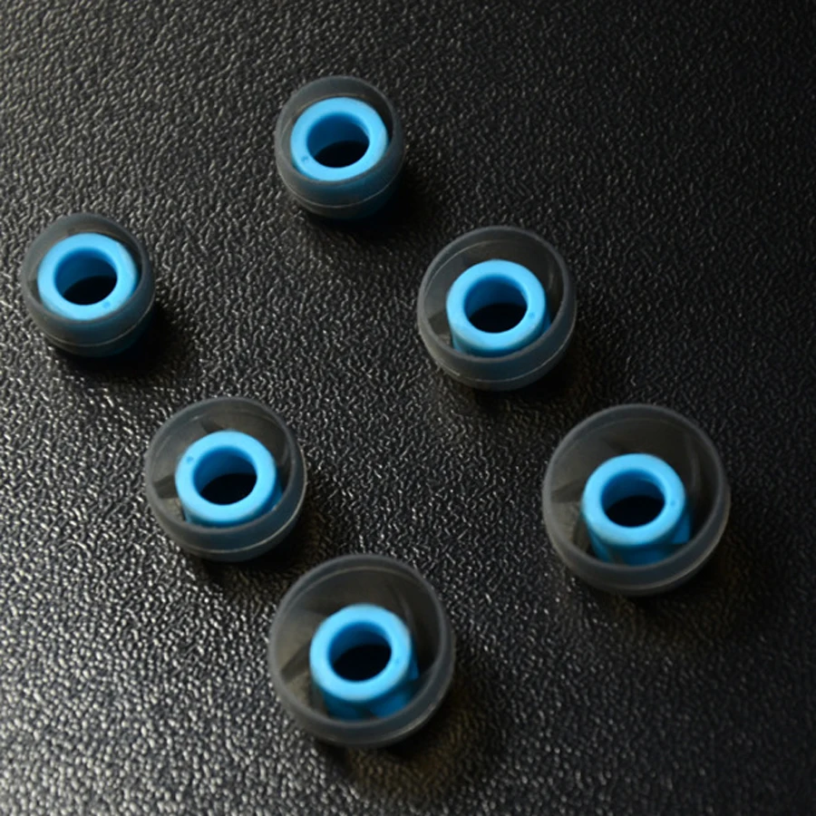 3 Pairs(6pcs) L M S In-Ear Silicone Ear Tips Thread Type Earbuds Earphone Case Tip Universal Earbuds Sleeve for KZ Earphones
3 Pairs(6pcs) L M S In-Ear Silicone Ear Tips Thread Type Earbuds Earphone Case Tip Universal Earbuds Sleeve for KZ Earphones