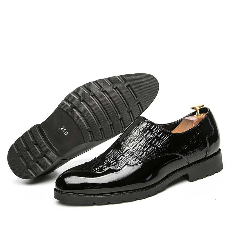 2019 new fashion men's shoes casual leather male loafers party classic black slip on shoe man comfortable shoes for men hot sale
2019 new fashion men's shoes casual leather male loafers party classic black slip on shoe man comfortable shoes for men hot sale