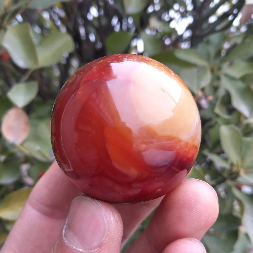 40MM Natural Red Agate Gemstone Crystal Ball Healing Sphere Feishui Stone Meditation Chakra Carnelian Stone Home Decoration
40MM Natural Red Agate Gemstone Crystal Ball Healing Sphere Feishui Stone Meditation Chakra Carnelian Stone Home Decoration