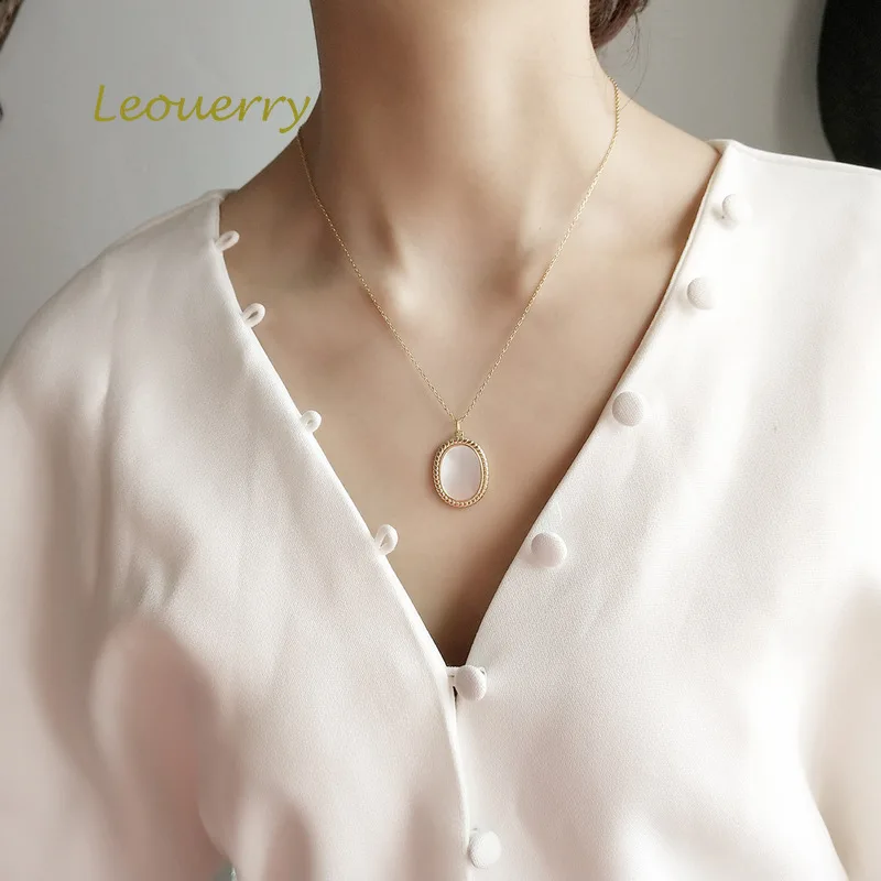 Leouerry 925 Sterling Silver Oval Shell Geometry Pendant Necklaces For Women Sterling Silver Jewelry Gifts
Leouerry 925 Sterling Silver Oval Shell Geometry Pendant Necklaces For Women Sterling Silver Jewelry Gifts