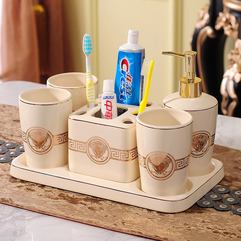 European style ceramic tissue box, modern simple lovely, home tea table, large retro desktop, hotel paper box
European style ceramic tissue box, modern simple lovely, home tea table, large retro desktop, hotel paper box