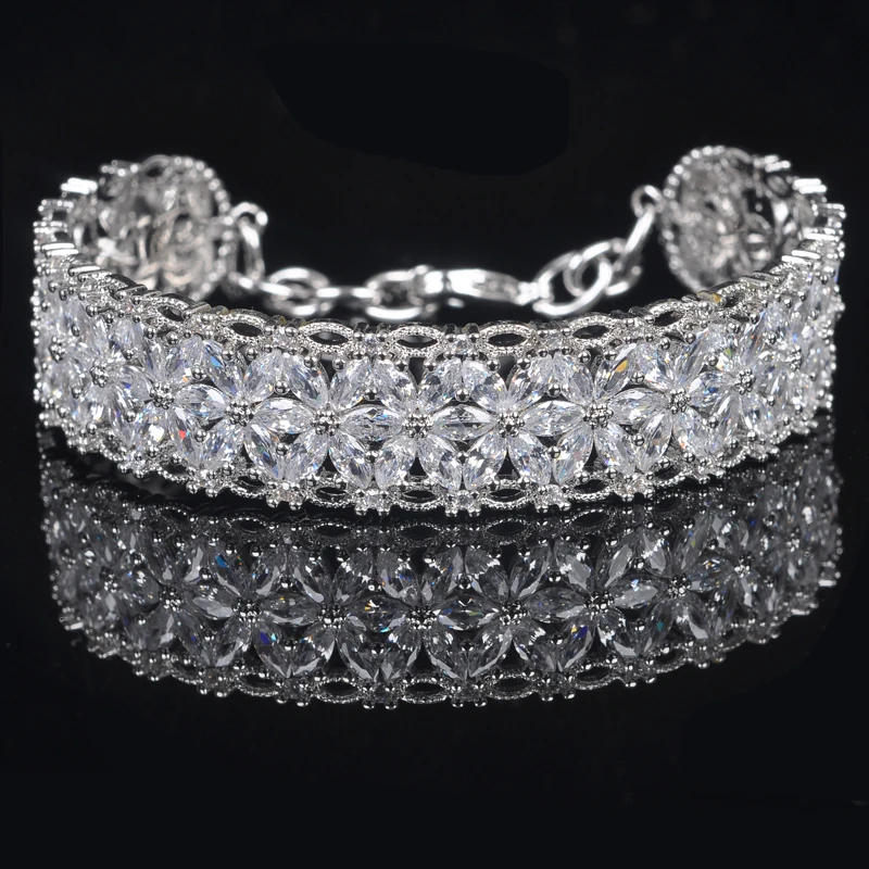 European Style Shinny Crystal CZ Stone Pulseira Rose Gold Color /Gold Color /White Gold Color Charm Bracelets Bangles B-015
European Style Shinny Crystal CZ Stone Pulseira Rose Gold Color /Gold Color /White Gold Color Charm Bracelets Bangles B-015