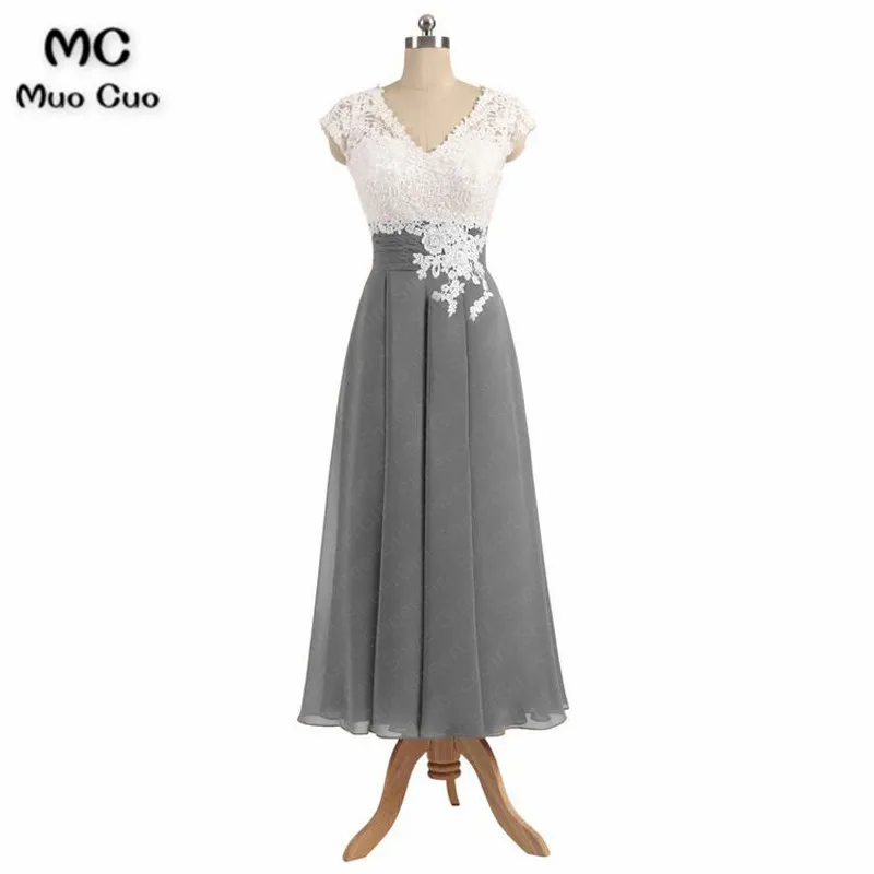 2018 Grey Bridesmaid Dresses Long with Lace Appliques V-Neck Formal Wedding Party Dress Chiffon Women Bridesmaid Dress
2018 Grey Bridesmaid Dresses Long with Lace Appliques V-Neck Formal Wedding Party Dress Chiffon Women Bridesmaid Dress
