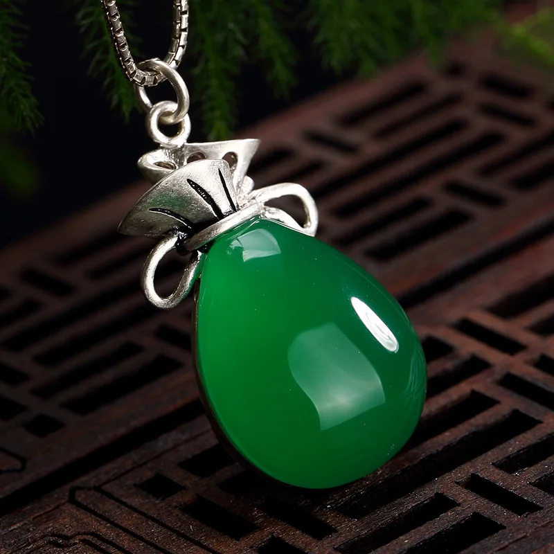 2018 Hot Sale Time-limited Pomegranate, Corundum, Sandstone, Fingered Citron, Lucky Cloud, Pocket Money, Bag, Female Pendant.
2018 Hot Sale Time-limited Pomegranate, Corundum, Sandstone, Fingered Citron, Lucky Cloud, Pocket Money, Bag, Female Pendant.