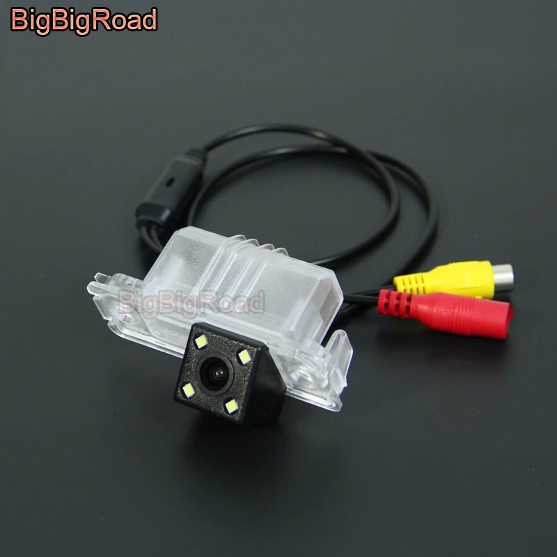 BigBigRoad Car Rear View Reversing Backup Camera With Power Relay / Filter For Skoda Superb B8 2015 2016 Parking Camera
BigBigRoad Car Rear View Reversing Backup Camera With Power Relay / Filter For Skoda Superb B8 2015 2016 Parking Camera