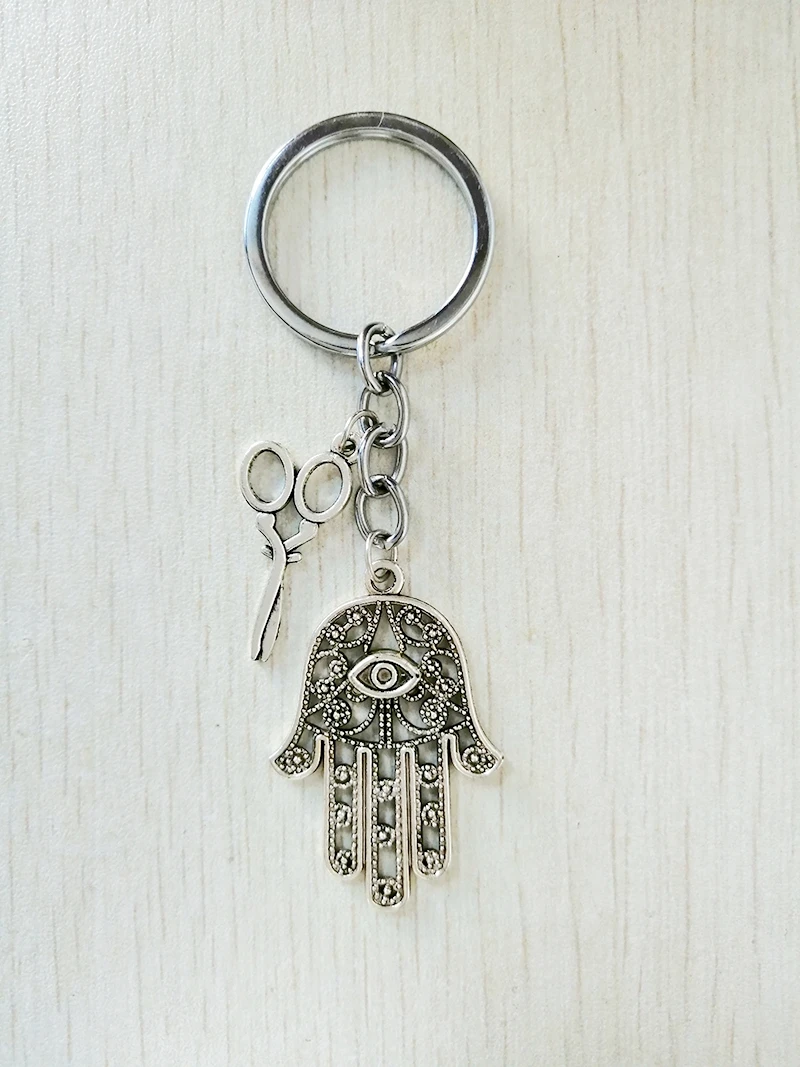 Weird Keychain Dragon Syringe Pterosaur Longtail Dragon Key Jewelry Friends Classmate's Fashion Keychain
Weird Keychain Dragon Syringe Pterosaur Longtail Dragon Key Jewelry Friends Classmate's Fashion Keychain
