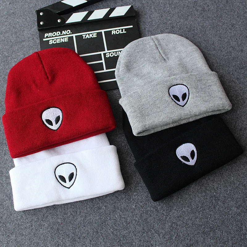 2012 New Brand Winter Fashion Alien Cap Men Casual Skull Hip-Hop Hats Knitted Wool Skullies Beanie Hat Warm Winter Hat for Women
2012 New Brand Winter Fashion Alien Cap Men Casual Skull Hip-Hop Hats Knitted Wool Skullies Beanie Hat Warm Winter Hat for Women