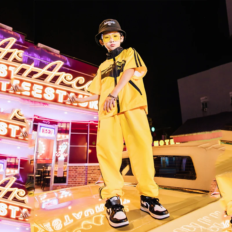 New Children Jazz Dance Costumes For Boys Hip Hop Performance Dancing Clothes Chinese Tang Suit Stage Costumes Wear DQS2139
New Children Jazz Dance Costumes For Boys Hip Hop Performance Dancing Clothes Chinese Tang Suit Stage Costumes Wear DQS2139