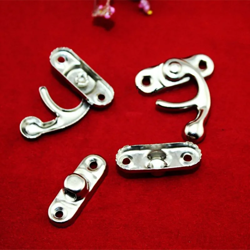 Wholesale Bulk,Box Suitcase Toggle Latch Buckles Chrome Color,Antique Style Metal Lock,Vintage Wooden Box Lock,29*33mm,500Sets
Wholesale Bulk,Box Suitcase Toggle Latch Buckles Chrome Color,Antique Style Metal Lock,Vintage Wooden Box Lock,29*33mm,500Sets