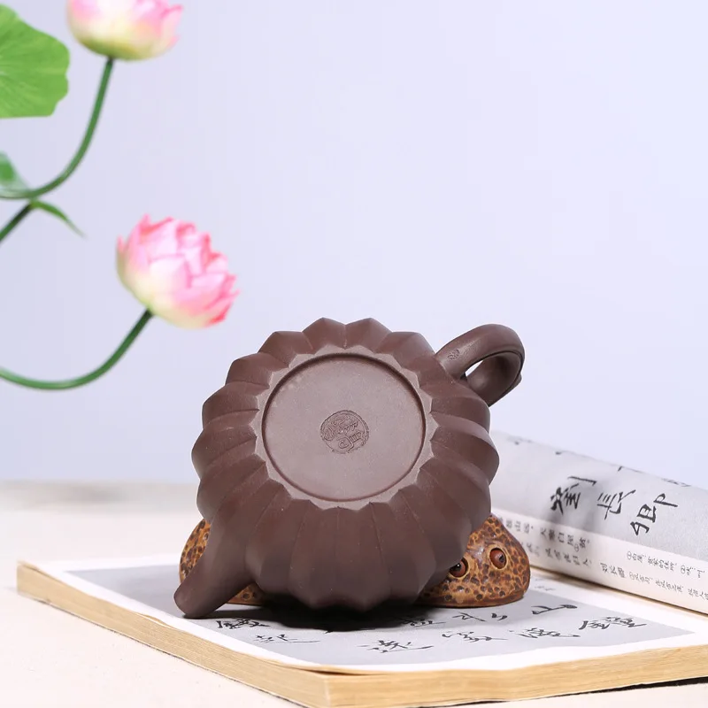 Yixing recommended wholesale undressed ore handmade bee chrysanthemum tea kungfu tea ceremony gifts custom LOGO
Yixing recommended wholesale undressed ore handmade bee chrysanthemum tea kungfu tea ceremony gifts custom LOGO