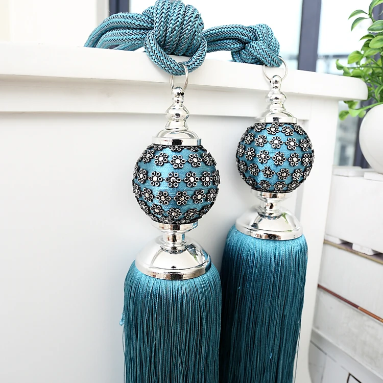 2 Pcs European Modern Curtains Hanging Balls Belt Curtain Tieback Tassel Bandages Brushes Curtain Accessories
2 Pcs European Modern Curtains Hanging Balls Belt Curtain Tieback Tassel Bandages Brushes Curtain Accessories
