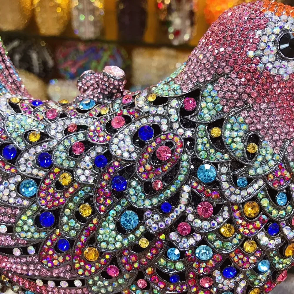Women's Pearl Beaded Evening Clutch Bags Chain Crossbody Bags For Women Metal Clutch Purse Unique Wedding Party Cage Bag Handbag
Women's Pearl Beaded Evening Clutch Bags Chain Crossbody Bags For Women Metal Clutch Purse Unique Wedding Party Cage Bag Handbag