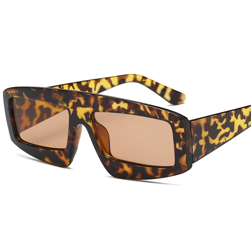 LADIES 2018 Fashion Square Sunglasses Women Retro Brand Designer Sun Glasses for Female New Summer Oversized Sunglasses UV400
LADIES 2018 Fashion Square Sunglasses Women Retro Brand Designer Sun Glasses for Female New Summer Oversized Sunglasses UV400