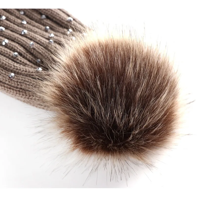 Autumn and winter lovable baby warm knitted hat Fashion Point drill earmuffs Hat Children Skullies Beanie Cap Pompom Hats Z37
Autumn and winter lovable baby warm knitted hat Fashion Point drill earmuffs Hat Children Skullies Beanie Cap Pompom Hats Z37