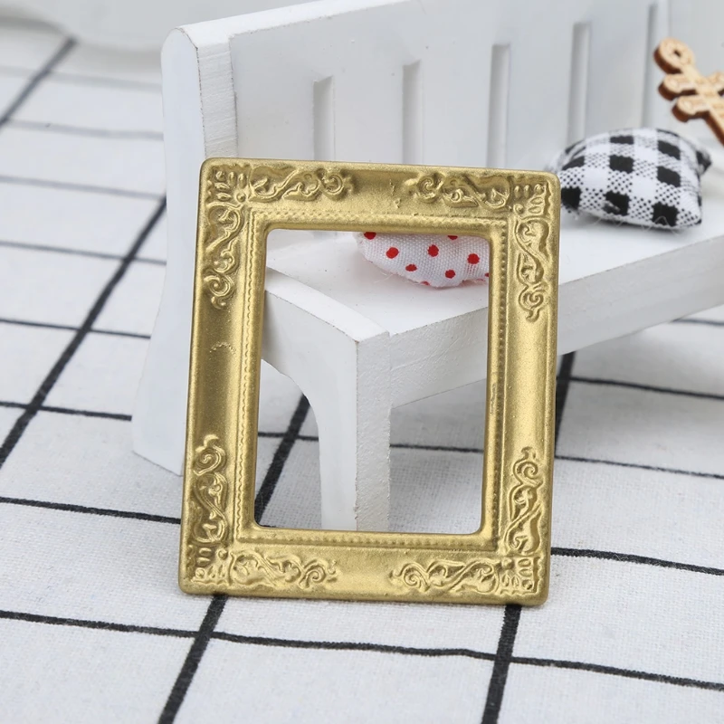 OOTDTY игрушки 1:12 Золотая рамка фоторамка аксессуары для мебели миниатюрное зеркало с золотой рамкой
OOTDTY игрушки 1:12 Золотая рамка фоторамка аксессуары для мебели миниатюрное зеркало с золотой рамкой